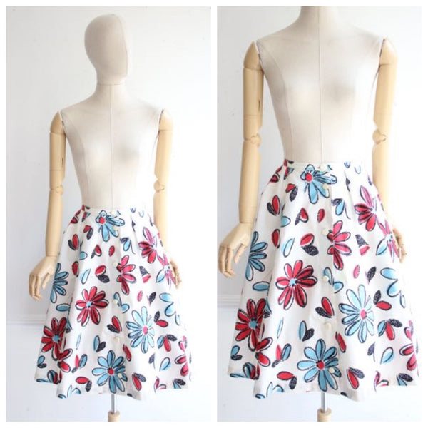 Vintage 1950's Skirt 1950's floral skirt 1950's novelty print skirt 1950's revival 1950's swing skirt 1950's flower print skirt 50's UK 8